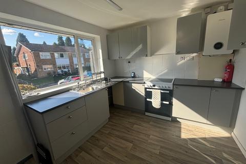 2 bedroom maisonette to rent, The Longlands, Barnt Green, Birmingham, Worcestershire, B45