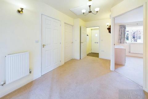 2 bedroom bungalow for sale, Leicester Road, Oadby, Leicestershire