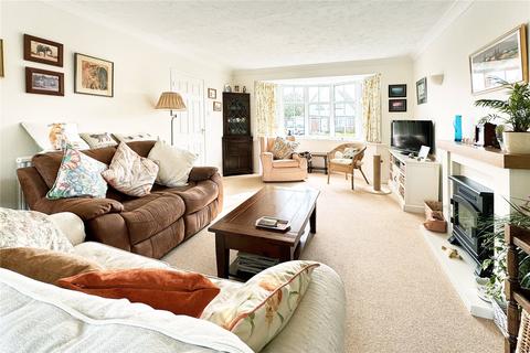 18 Brambletyne Close, Angmering, Littlehampton, BN16 4DD