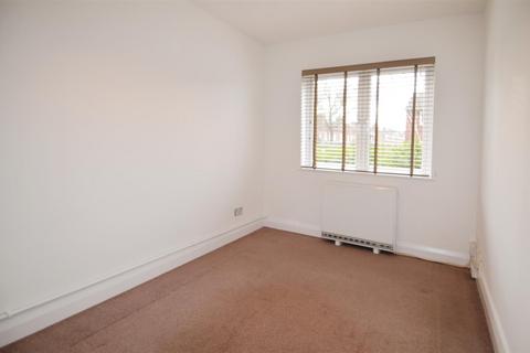 1 bedroom flat to rent, Brook Road South, Brentford