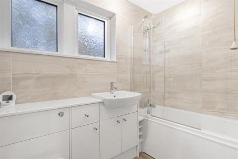 29 Beech Mast, Vigo, Gravesend, DA13 0SX
