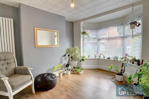 45 Earls Road, Nuneaton, CV11 5HS