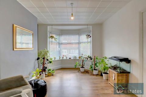 45 Earls Road, Nuneaton, CV11 5HS