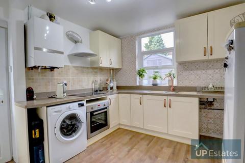 45 Earls Road, Nuneaton, CV11 5HS