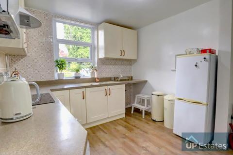 45 Earls Road, Nuneaton, CV11 5HS