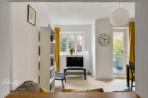 2 bedroom flat for sale, Sherard House, Frampton Park Road, Hackney, E9