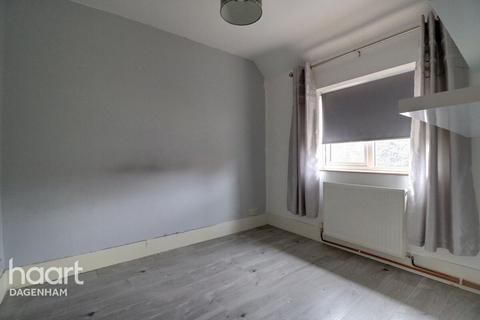 2 bedroom end of terrace house for sale, Sterry Road, Dagenham