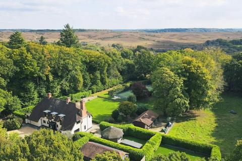 5 bedroom country house for sale, Picket Hill, Ringwood, Hampshire, England, BH24