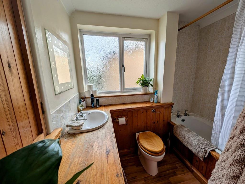 Bath.jpg