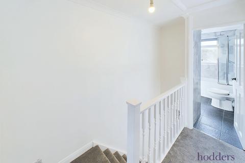 21 Crofton Close, Ottershaw, Chertsey, KT16 0LR
