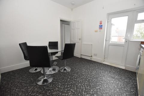 2 bedroom apartment to rent, Mansfield Road, Hasland, Chesterfield