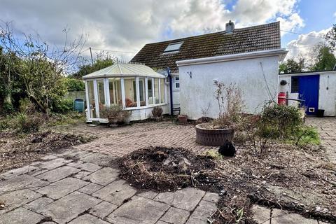 2 bedroom detached bungalow for sale, 3 Gorddinog Crescent, Llangoed, Beaumaris