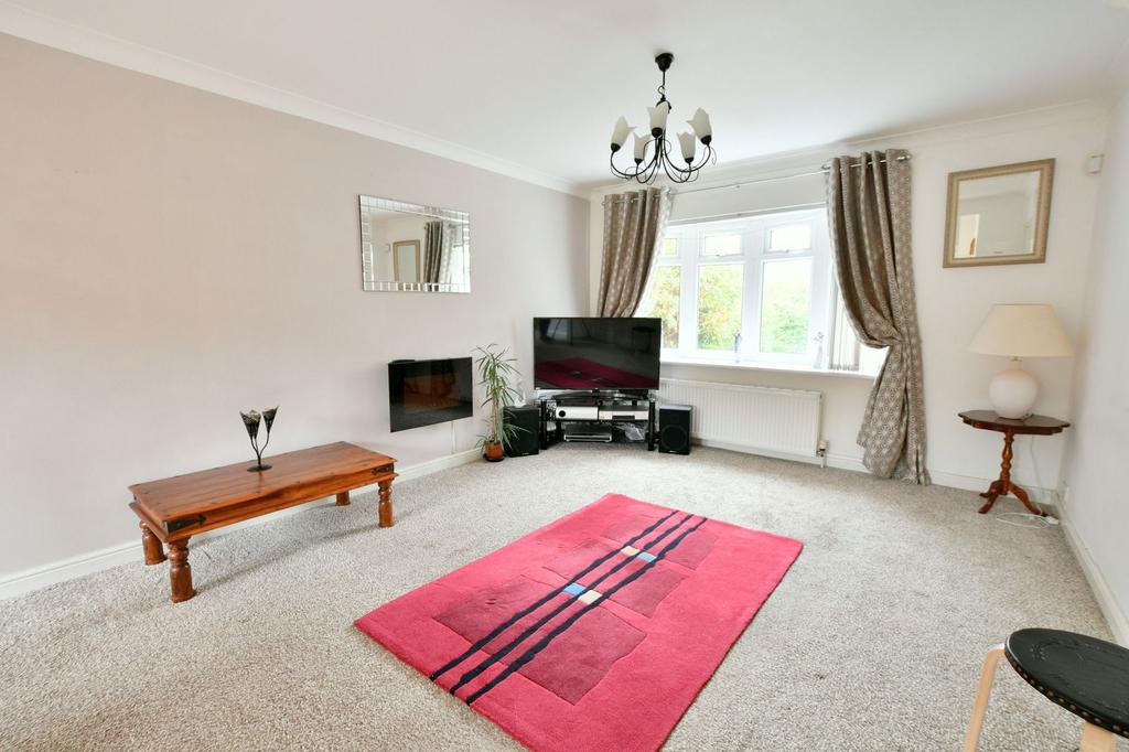 Oakfield Road, Whickham 3 bed semidetached house for sale £230,000