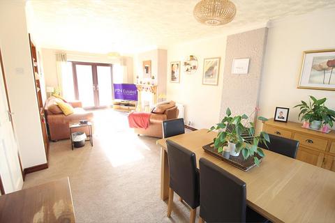 20 Browning Road, Dudley, DY3 3BE