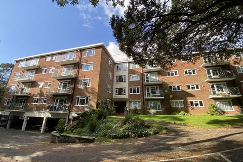 2 bedroom flat to rent, Madeira Road, Bournemouth BH1