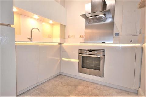 2 bedroom flat to rent, Sackville Road, Bexhill-On-Sea TN39