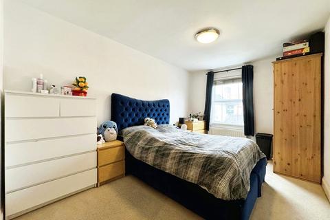 2 bedroom apartment for sale, Napier Road, Berkshire RG45