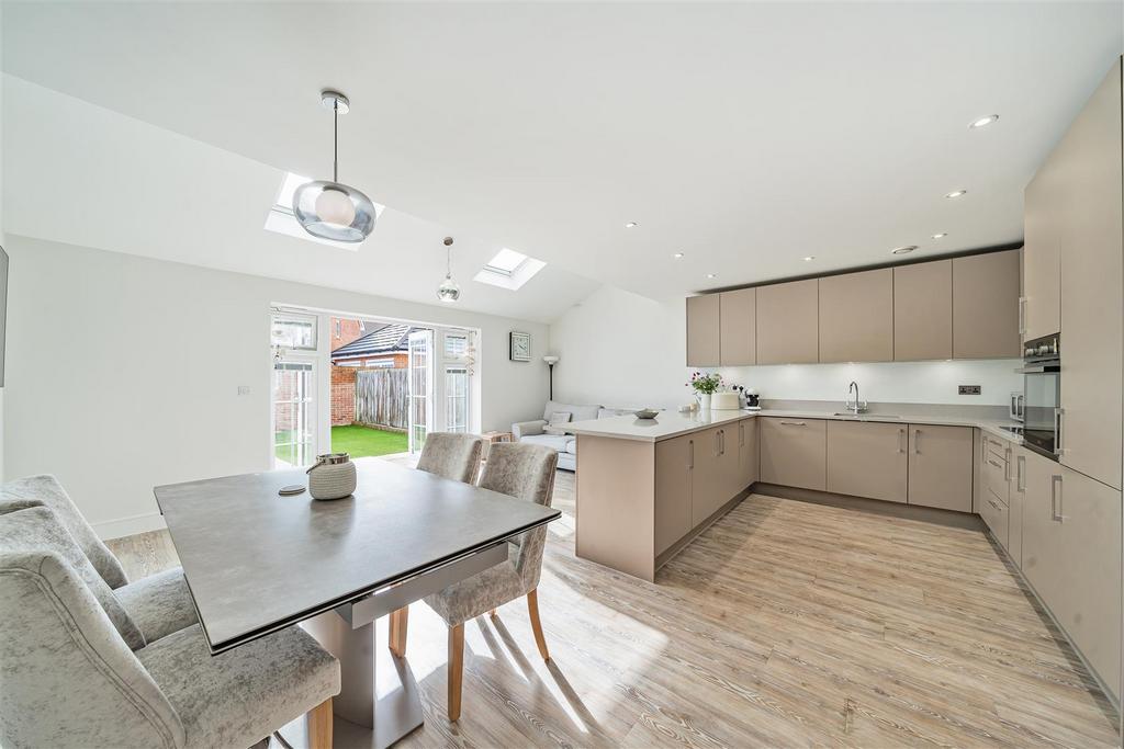 Kitchen/Family Room