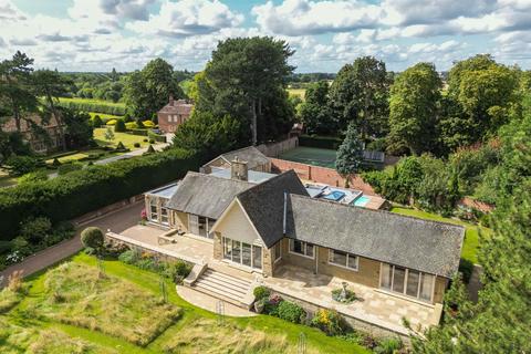 4 bedroom house for sale, Dovecote Garden, Fulford, York