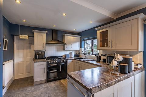 18 Oxbarn Avenue, Wolverhampton, WV3 7HE