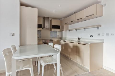 2 bedroom flat to rent, Alexandra Terrace, Guildford, Surrey