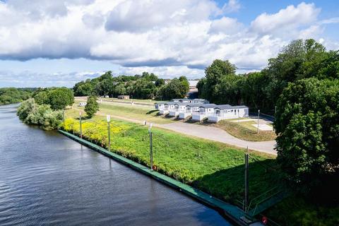 2 bedroom static caravan for sale, Two Bed Regal Hemsworth (36x12) Ketch Caravan Park, Worcester WR5