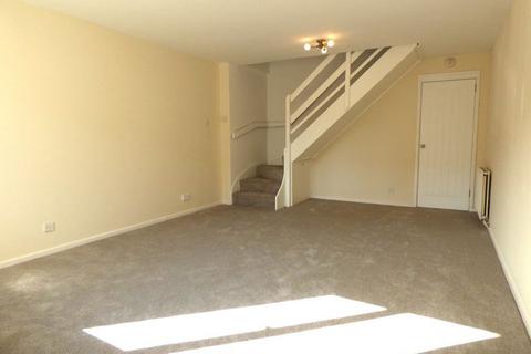 2 bedroom house to rent, Boleyn Walk. Leatherhead