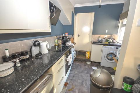 2 bedroom flat for sale, Eglesfield Road, South Shields