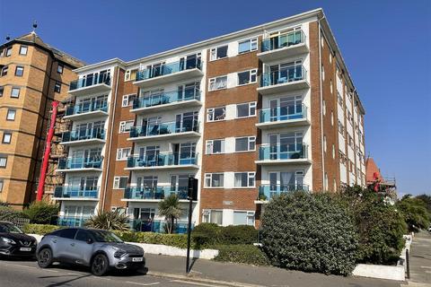 3 bedroom apartment for sale, Kingsway, Hove BN3