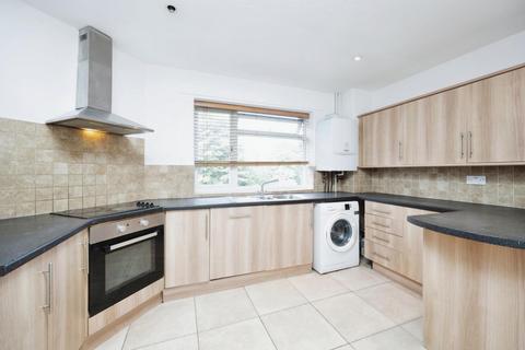 3 bedroom flat for sale, Gooden Court, Harrow, Middlesex