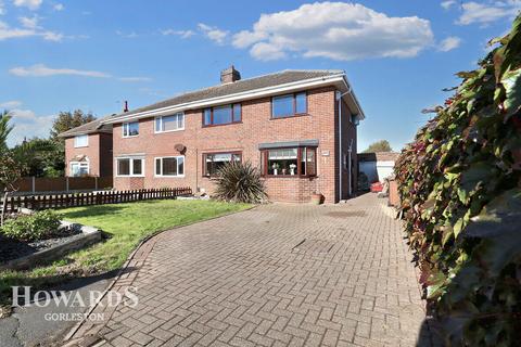 3 bedroom semi-detached house for sale, Bridge Road, Gorleston