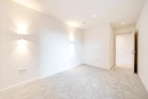 2 bedroom apartment to rent, Voss Court London SW16