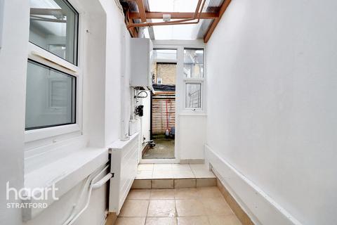 16 Vernon Road, Stratford, London, E15 4DG