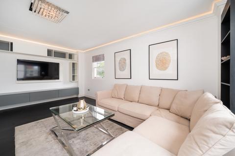 1 bedroom flat for sale, Queen'S Gate London SW7