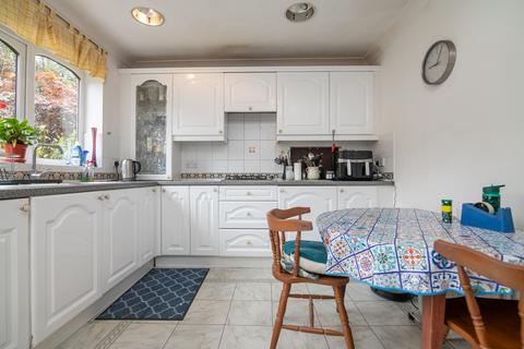 28 Barley Croft, Stoke Heath, Bromsgrove, B60 3QG