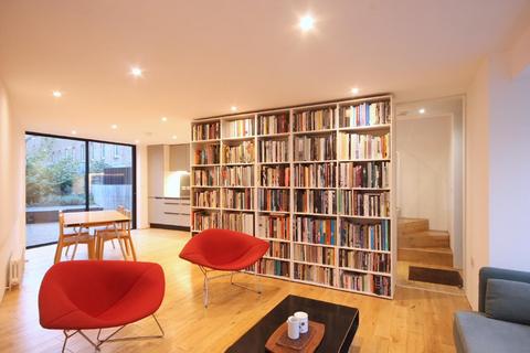 20 Oakdale Road, London, SE15 3BW