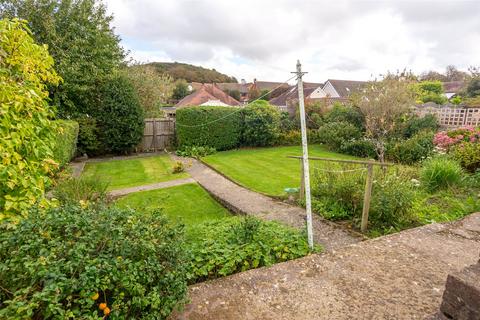 2 bedroom bungalow for sale, Cefn Y Bryn, Llandudno, Conwy, LL30