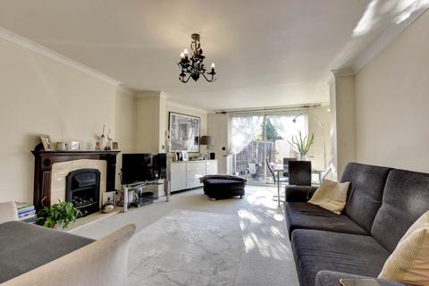 3 bedroom terraced house for sale, Upton Close, Henley-On-Thames