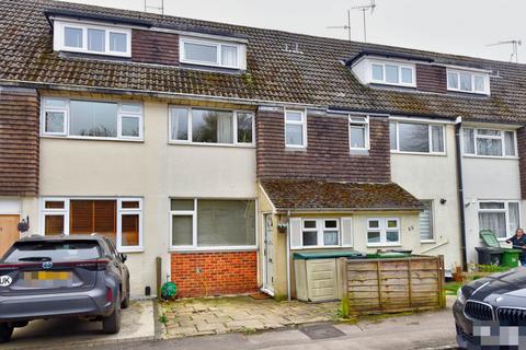 undefined, Upton Close, Henley-On-Thames