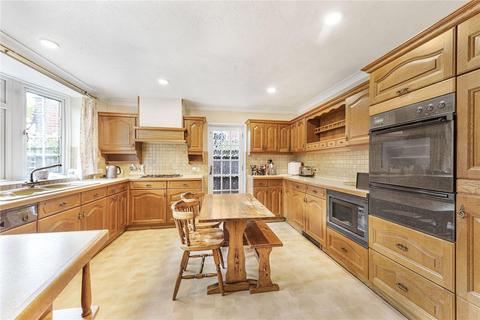 undefined, Oakfield Lane, Keston
