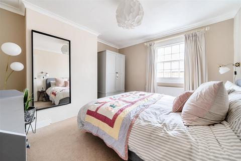 30 Bridewell Street, Devizes, SN10 1NE