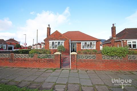 2 bedroom bungalow for sale, Broadway,  Fleetwood, FY7