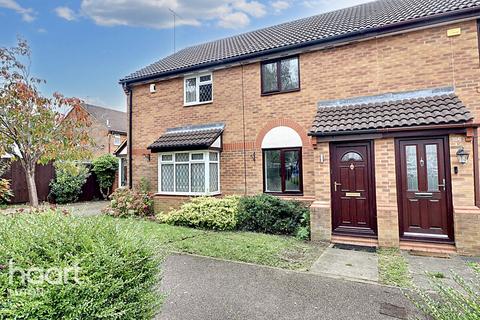 2 bedroom terraced house for sale, Cromer Way, Luton