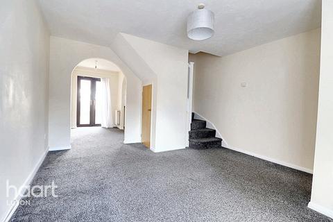 2 bedroom terraced house for sale, Rookery Drive, Luton