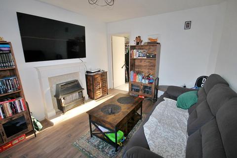 27 Exeter Drive, Tamworth, B79 7YQ