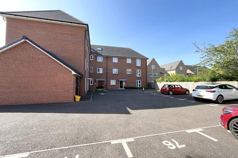 2 bedroom apartment to rent, Hope Close, PETERBOROUGH PE3