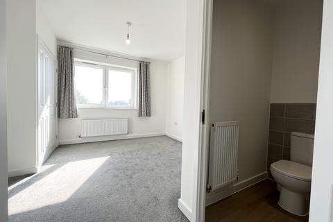 2 bedroom apartment to rent, Hope Close, PETERBOROUGH PE3