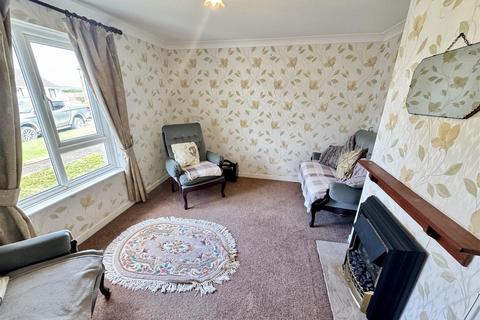 10 Maesamlwg, Tregaron, SY25 6HP