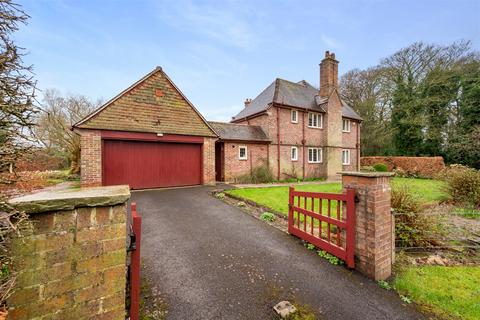 5 bedroom detached house for sale, Broseley Avenue, Culcheth, Warrington, Cheshire, WA3 4HH