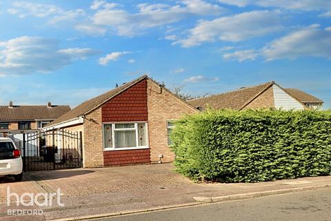 2 bedroom bungalow for sale, Orwell Close, Bedford